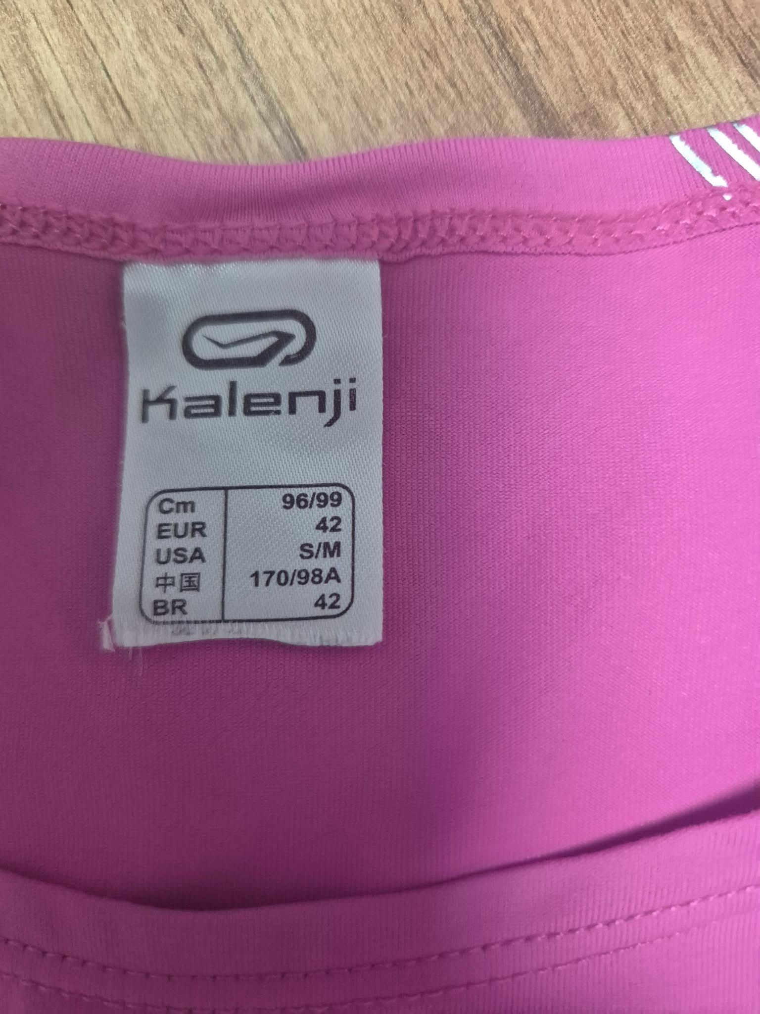 Rövid ujjú póló